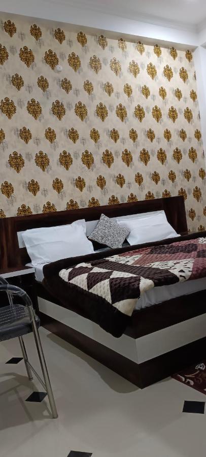 Shree Gorakhnath Guest House Ayodhya Exterior foto