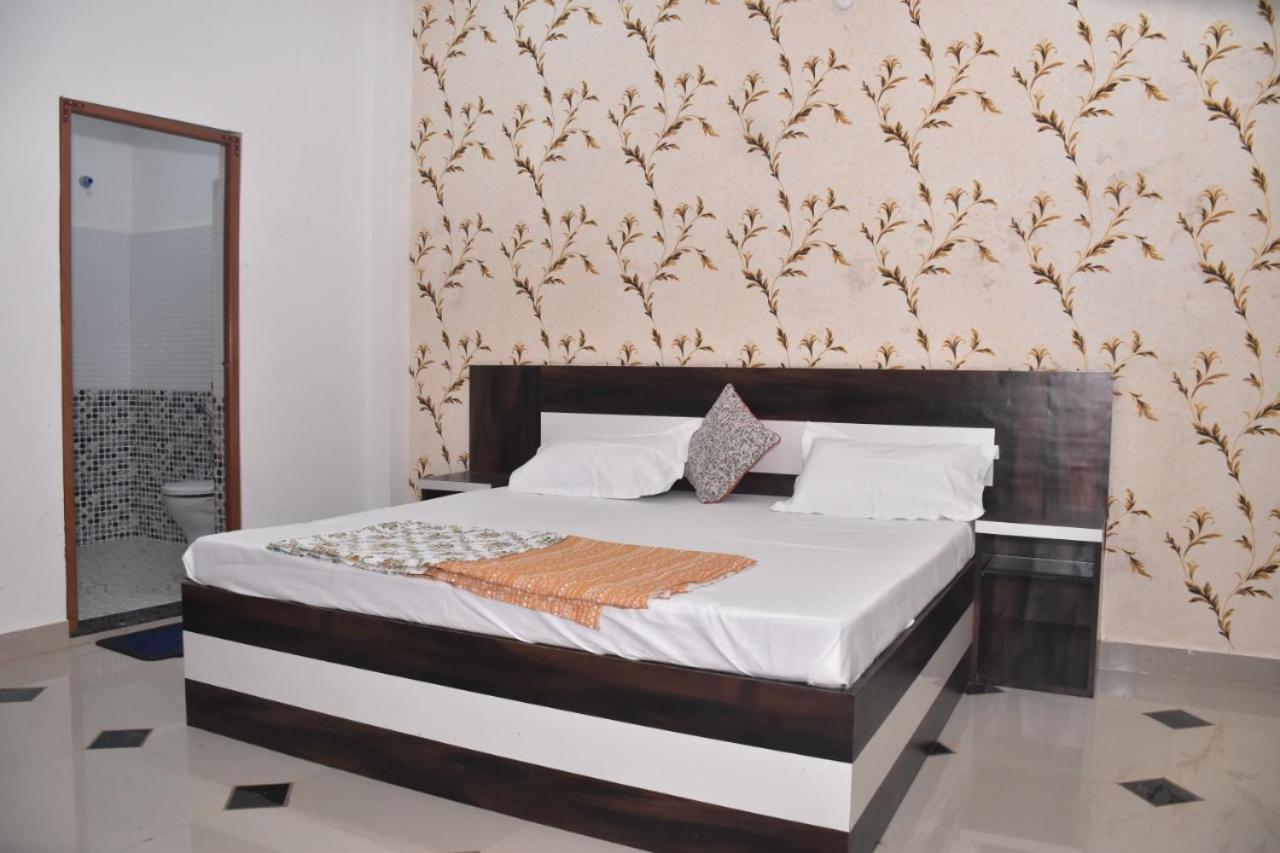 Shree Gorakhnath Guest House Ayodhya Exterior foto