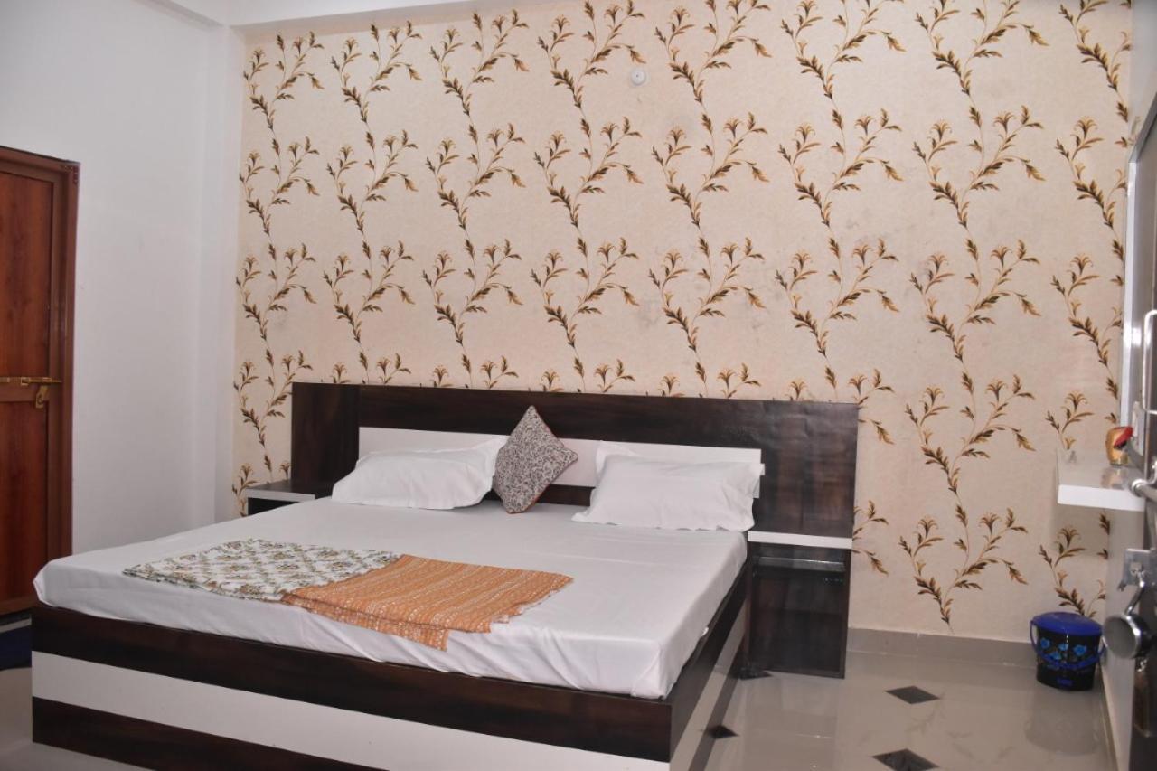 Shree Gorakhnath Guest House Ayodhya Exterior foto