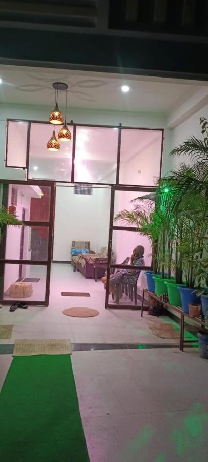 Shree Gorakhnath Guest House Ayodhya Exterior foto