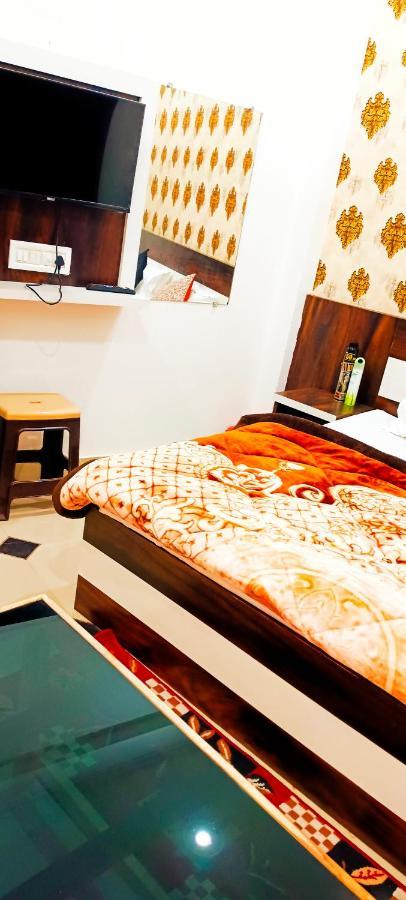 Shree Gorakhnath Guest House Ayodhya Exterior foto
