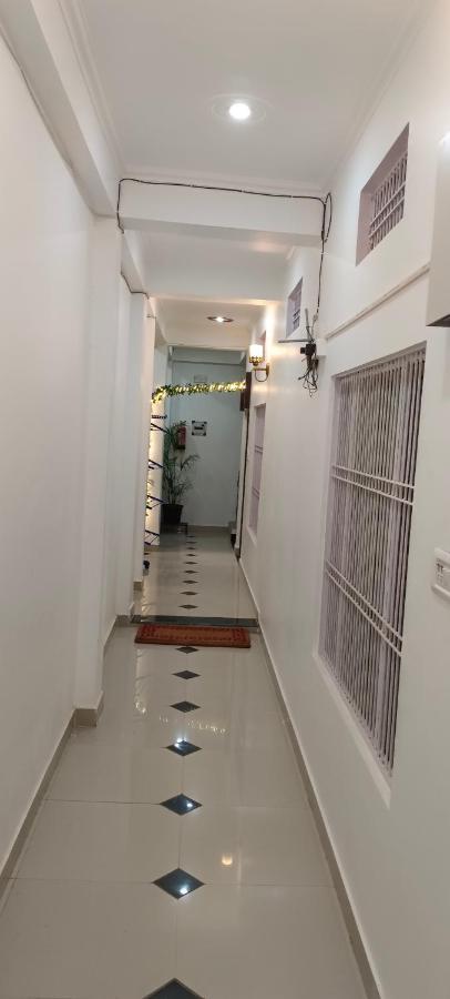 Shree Gorakhnath Guest House Ayodhya Exterior foto