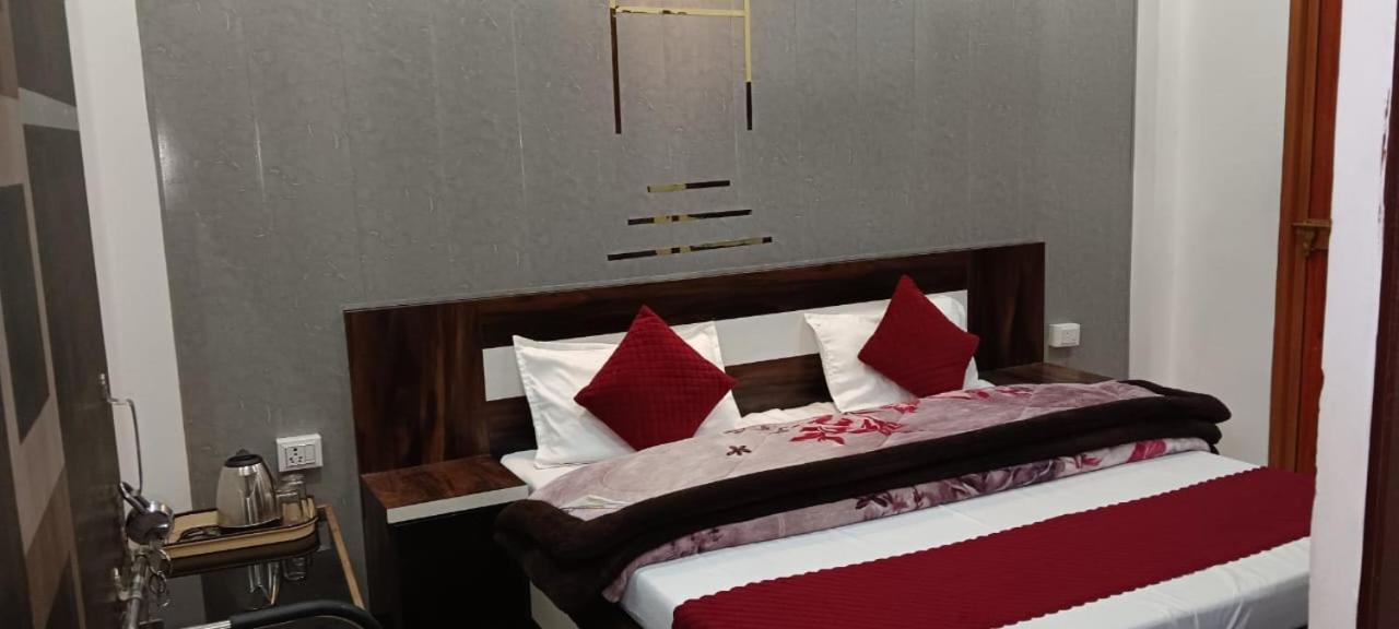 Shree Gorakhnath Guest House Ayodhya Exterior foto