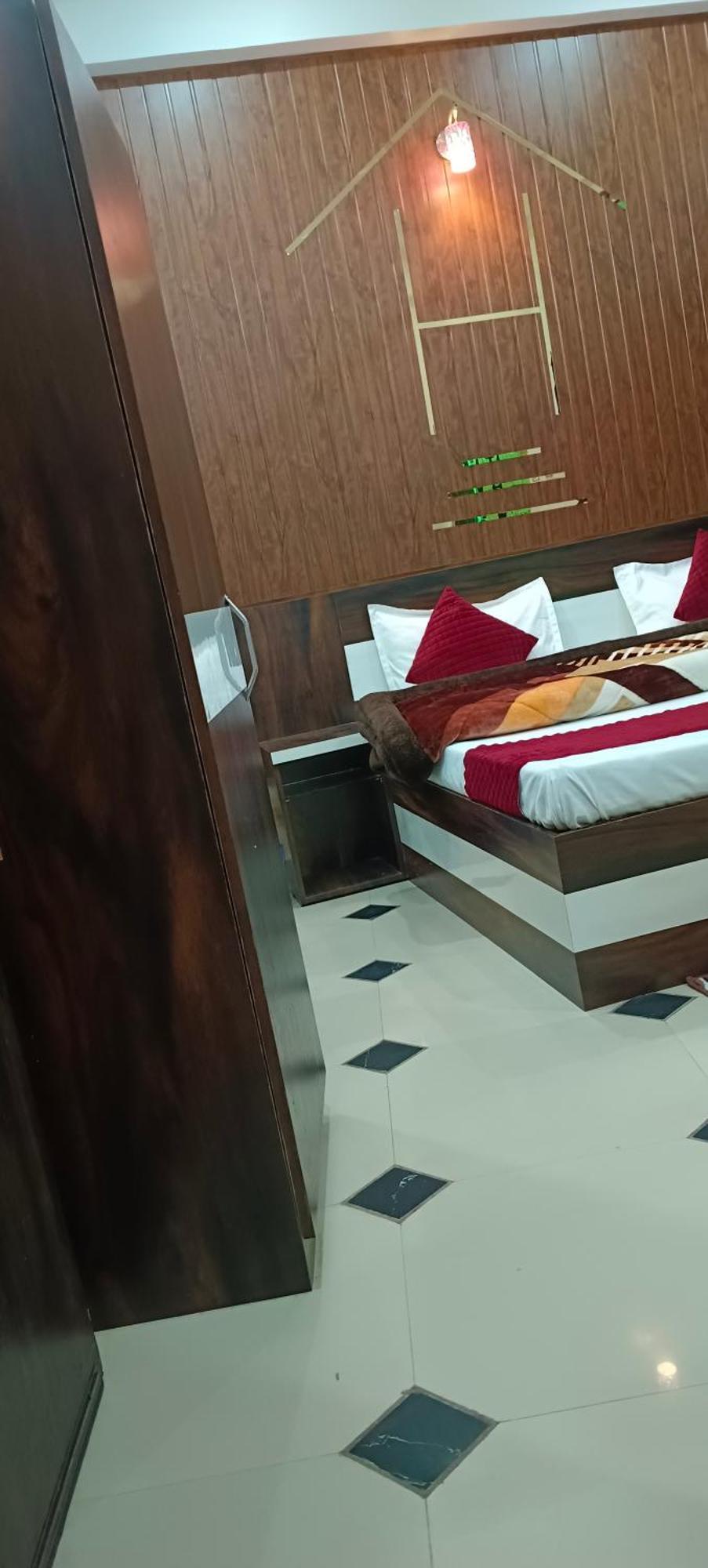 Shree Gorakhnath Guest House Ayodhya Exterior foto